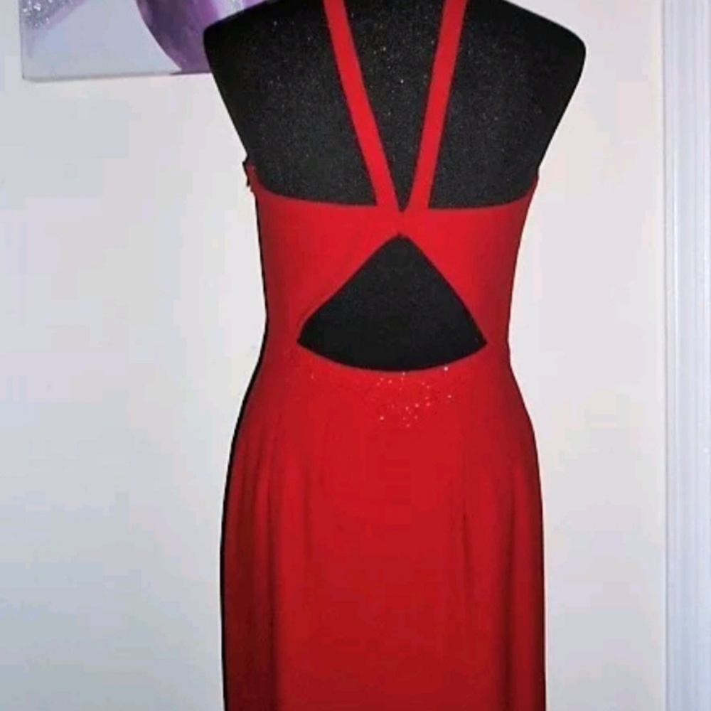 Reggio Red Gown Size 6